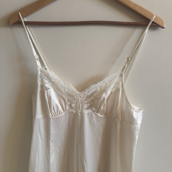 VTG Vassarette Full Slip Dress Womens 36/28" Cream Floral Lace Feminine Sheer - Picture 3 of 13
